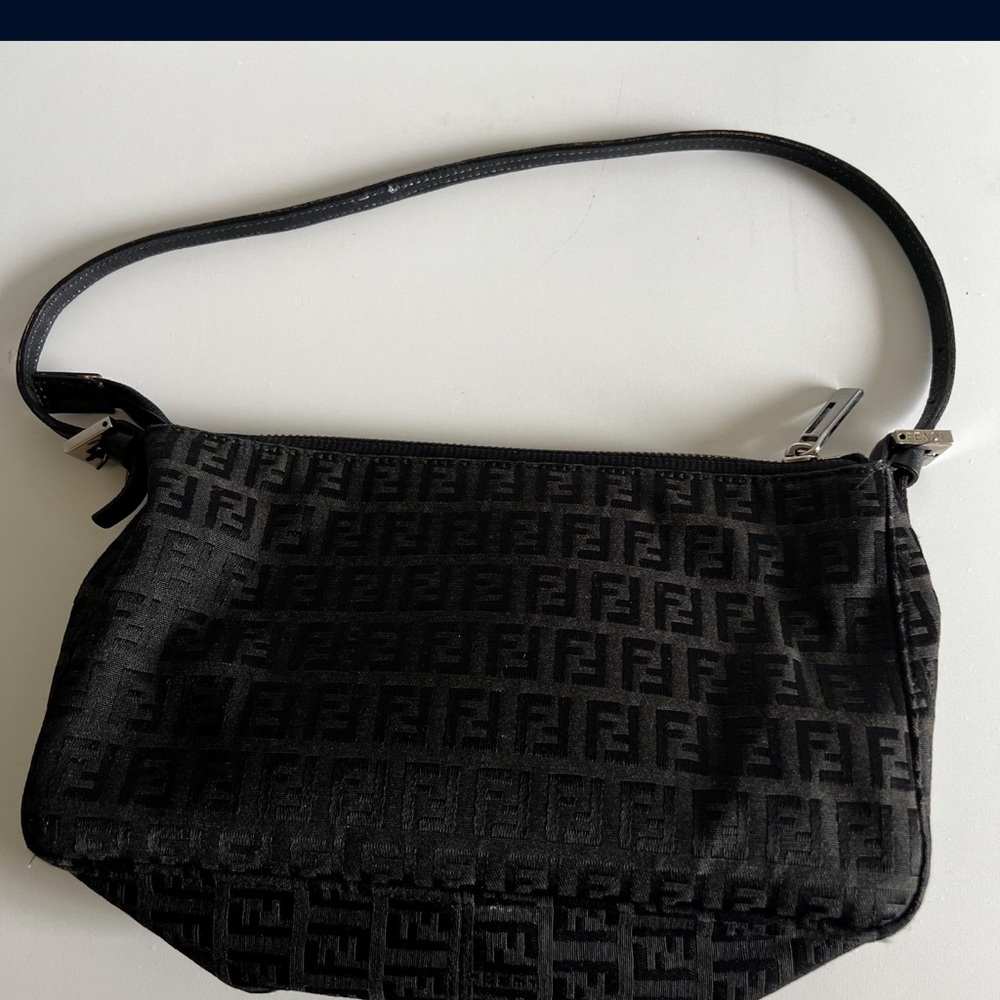 Fendi Black Shoulder Bag Pochette